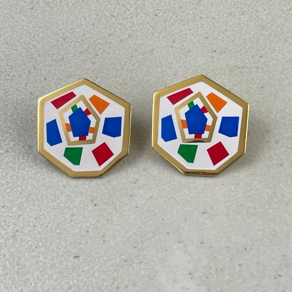 Vintage Clip Enamel Earrings Abstract 7 Sides White Gold Colorful Mod 1990s